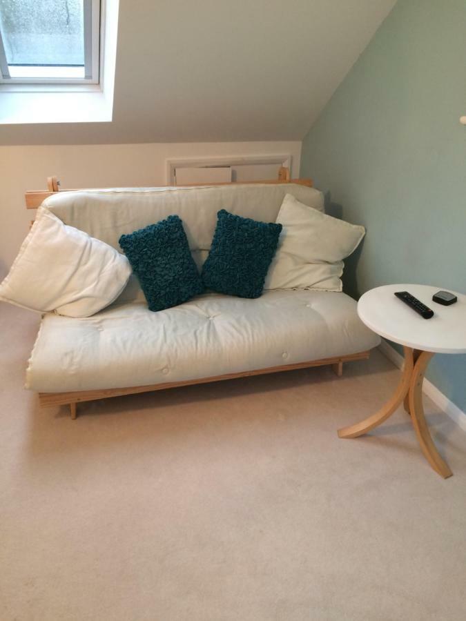 Number Forty One Bed and Breakfast Hillingdon Exterior foto